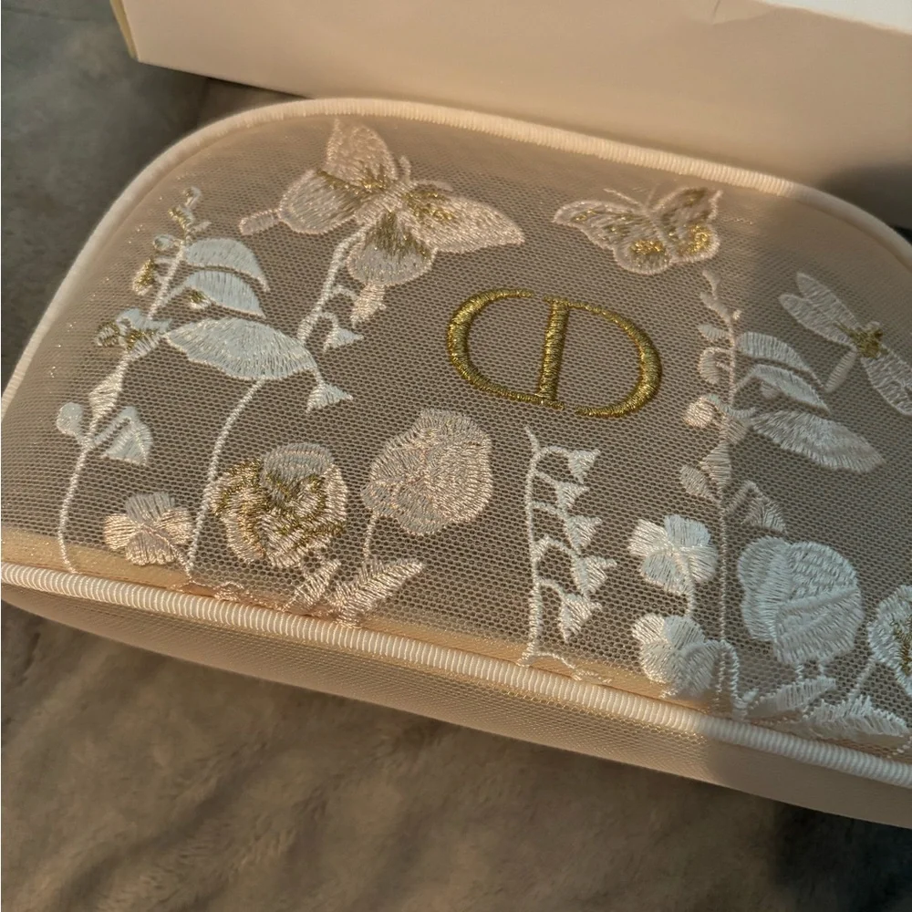Dior Beige Floral Embroidered Clutch - Picture 2 of 4